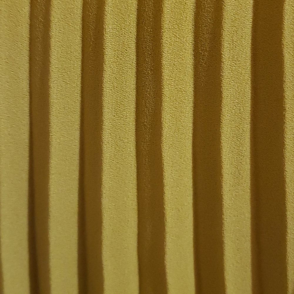 NWT LOFT PLEATED YELLOW SKIRT SIZE 10 - Picture 6 of 6